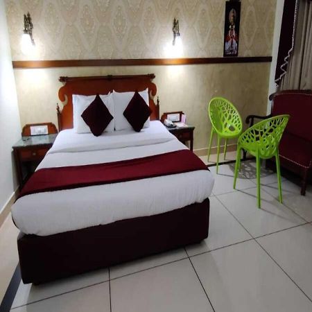 Tea County Hotel Munnar Exterior photo