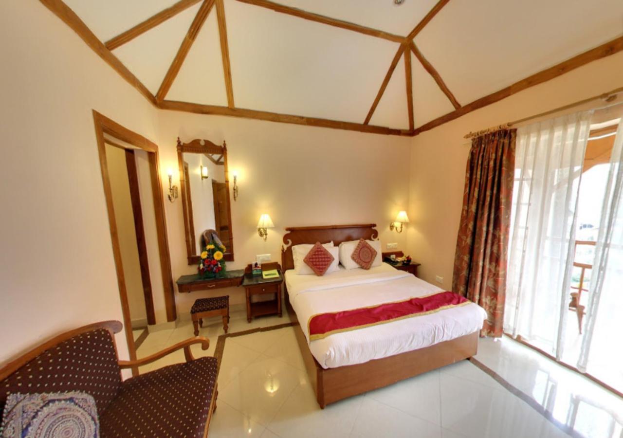 Tea County Hotel Munnar Exterior photo